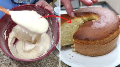 BOLO DE YOUGURTE COM A MASSA MAIS MACIA DO MUNDO