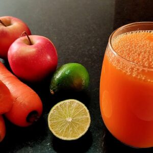 PRA QUE SERVE O SUCO DE CENOURA COM MAÇÃ E LIMÃO? DESCUBRA OS BENEFÍCIOS E APRENDA COMO FAZER